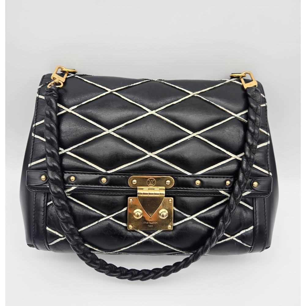 Authentic Louis Vuitton Malletage Pochette Leather Black #4303M